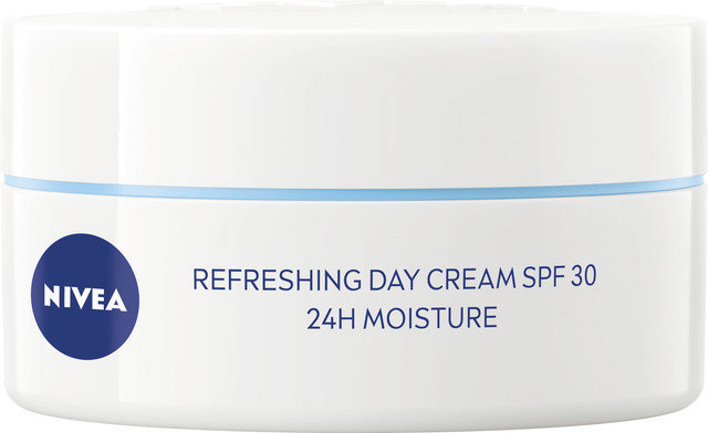 NIVEA Essential Hydratačný denný krém SPF 30 50 ml