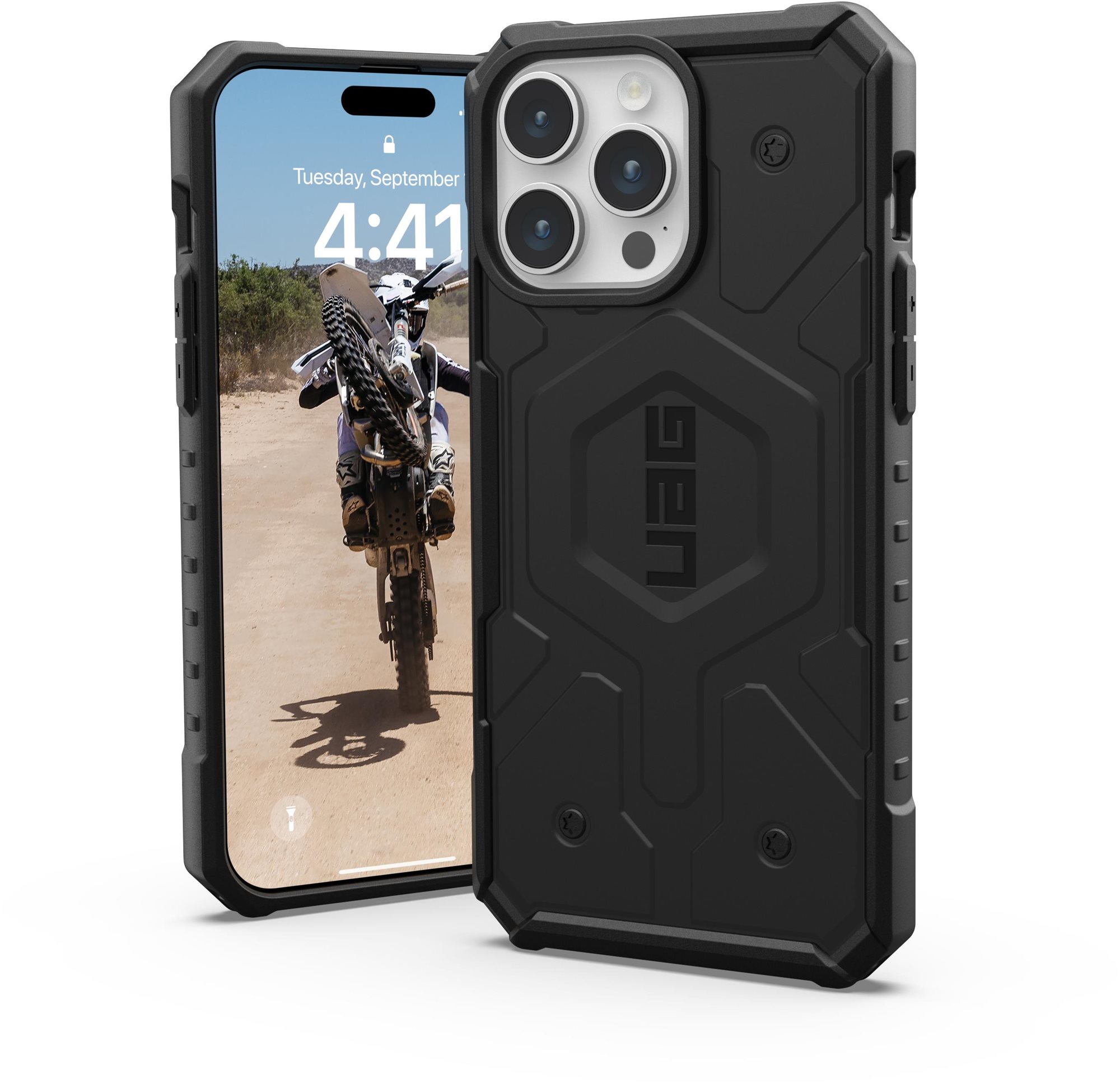UAG Pathfinder MagSafe Black iPhone 15 Pro Max