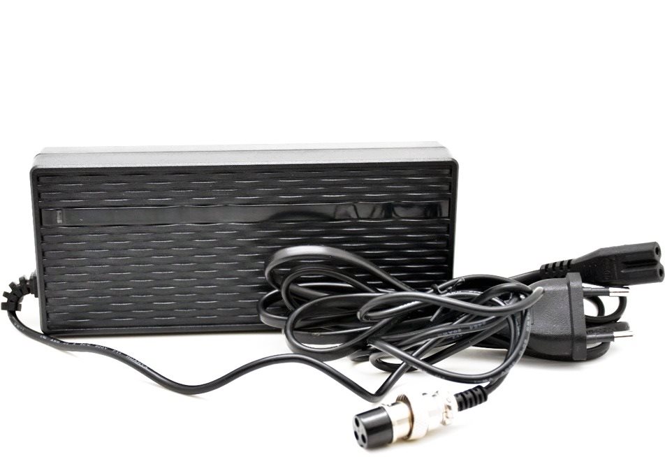 Nabíjačka batérie pre elektrokolobežku BLUETOUCH BT500