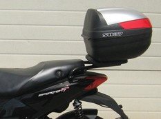 SHAD Montážna súprava Top Master na horný kufor pre Aprilia Sportcity One 125 (09 – 13)