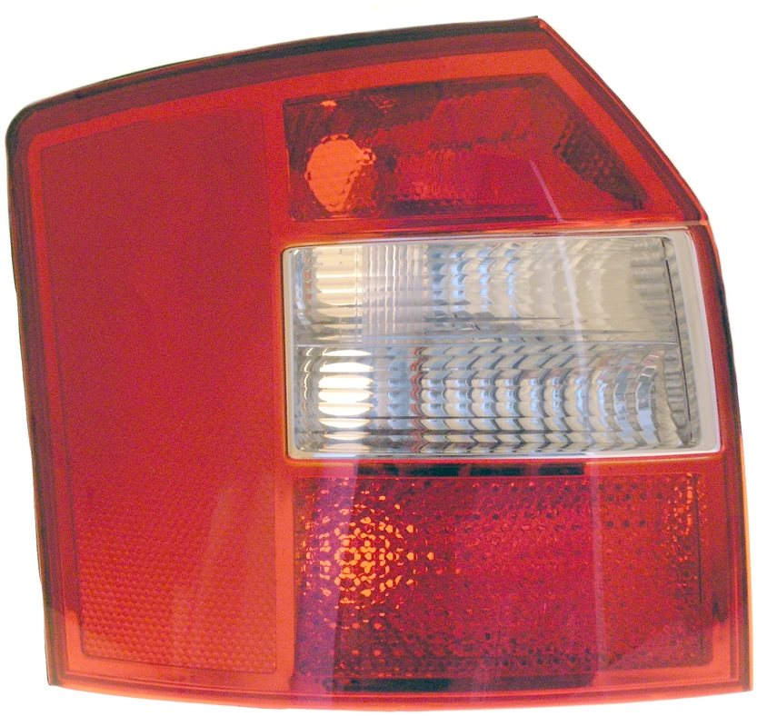 ACI AUDI A4 00-04 zadné svetlo (bez objímok) Avant L