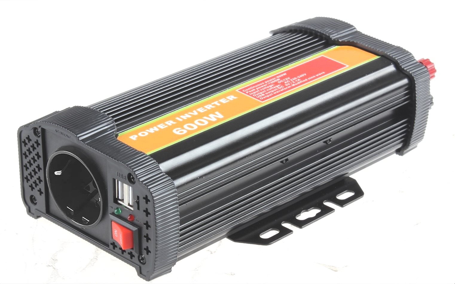 BYGD P600U - Menič napätia, 12 V na 230 V, 600 W