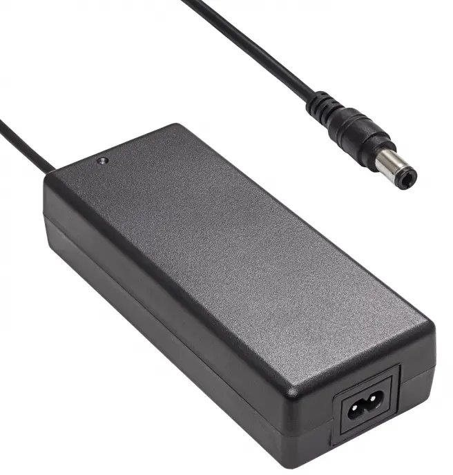 Akyga napájací zdroj IEC C8 / DC 5,5 × 2,1 mm, 110 W – 1 m
