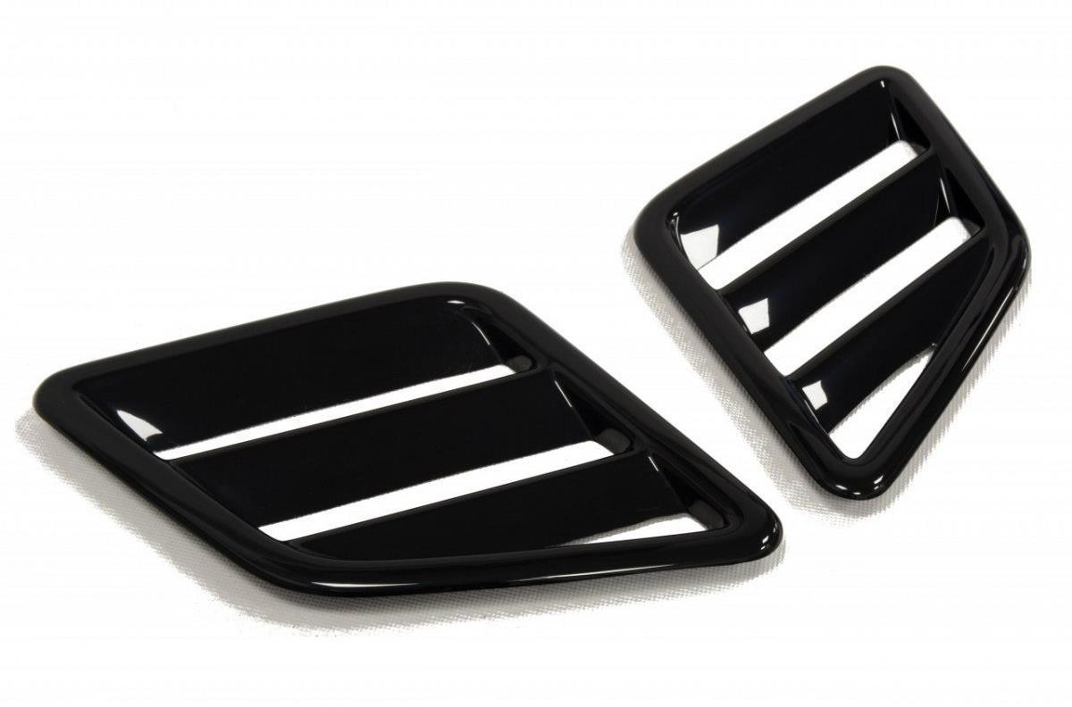 Maxton Design výduchy kapoty pre Ford Focus RS Mk3, čierny lesklý plast ABS