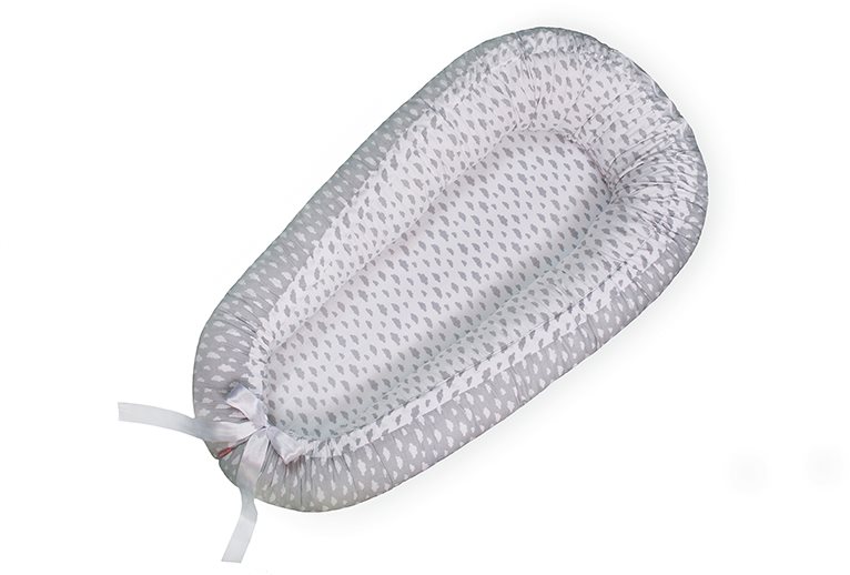 SCAMP Hniezdočko Mráčiky, Bielo-sivé