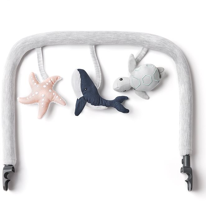 Ergobaby Evolve hračka na ležadlo Oceán wonders