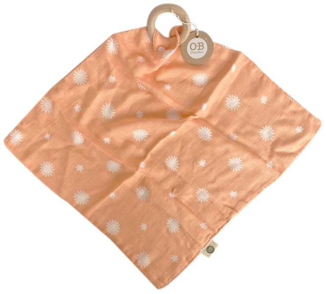 OB Designs Plienka s krúžkom Daisy Print 40 × 40 cm – Peach