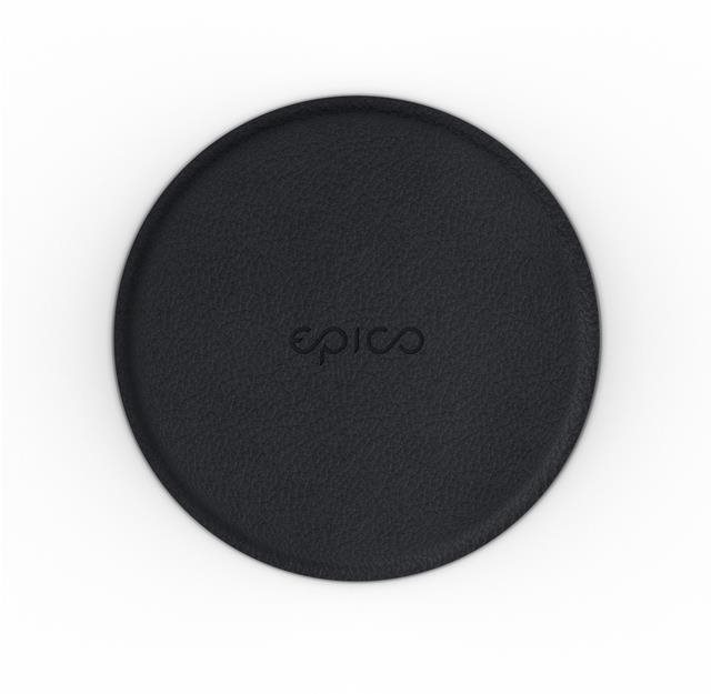 Epico magnetická samolepka s podporou uchytenia MagSafe a lokalizačnými samolepkami na iPhone 11