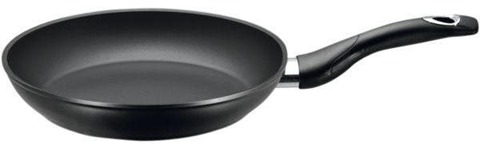 Black Induction Panvica nepriľnavá 20 cm, vhodná aj na indukciu
