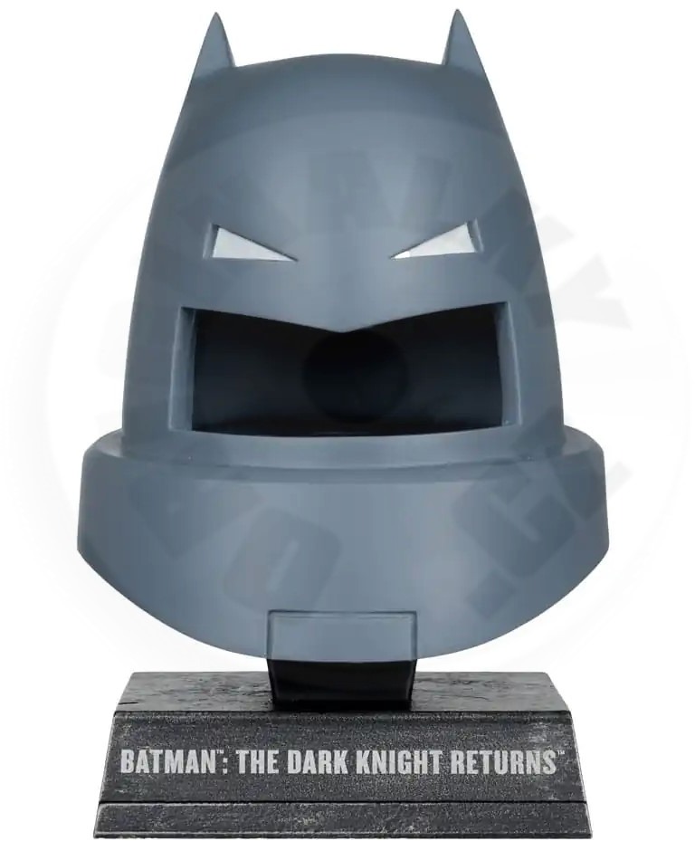 DC – Armored Batman Cowl (Dark Knight Returns) – figúrka