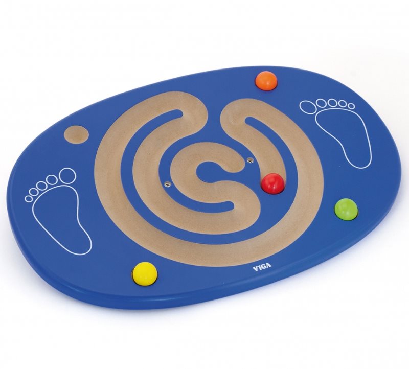 Drevená balančná doska s labyrintom