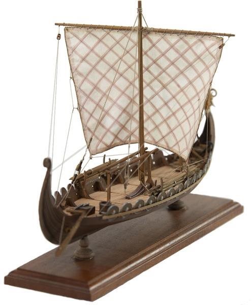 Amati Oseberg vikingská loď 1:50 kit