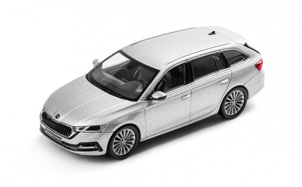Škoda Octavia IV Combi, strieborná Brilliant metallic