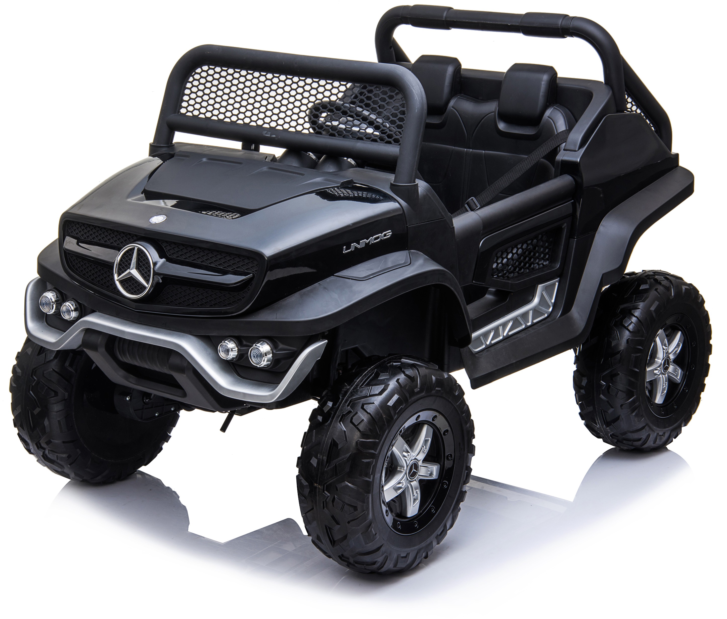 Mercedes Benz Unimog Truck – čierne