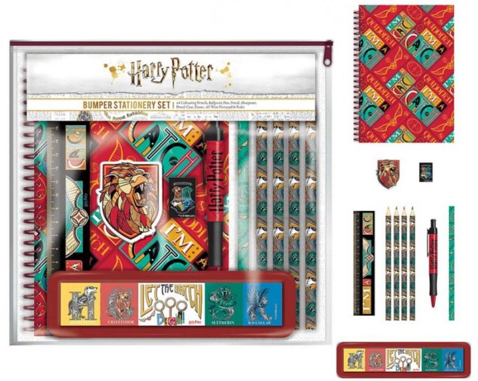 Harry Potter: Stand Together, školské pomôcky