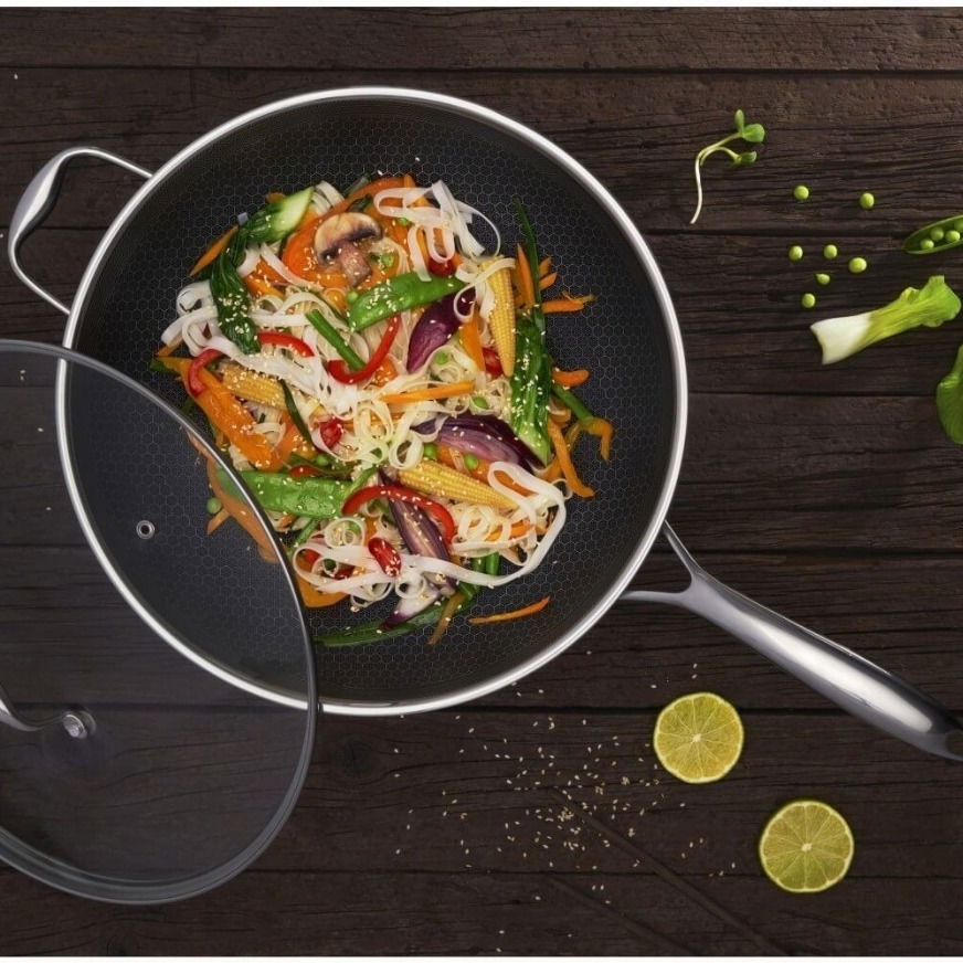 KOHERSEN Panvica WOK s pokrievkou Black Cube 32 cm