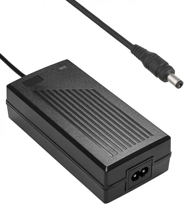 Akyga zdroj elektrobicyklov 42 V/2 A 84 W 5,5 × 2,5 mm