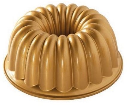 Nordic Ware Bábovka Elegant 10 cup zlatá