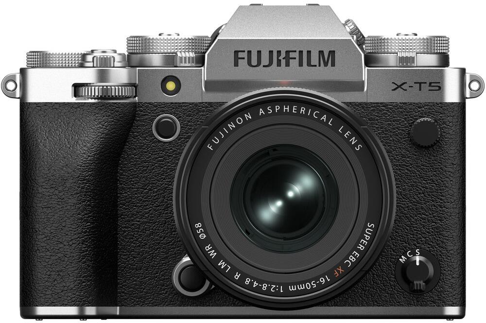Fujifilm X-T5 telo strieborný + XF 16–50 mm f/2.8 – 4.8 R LM WR