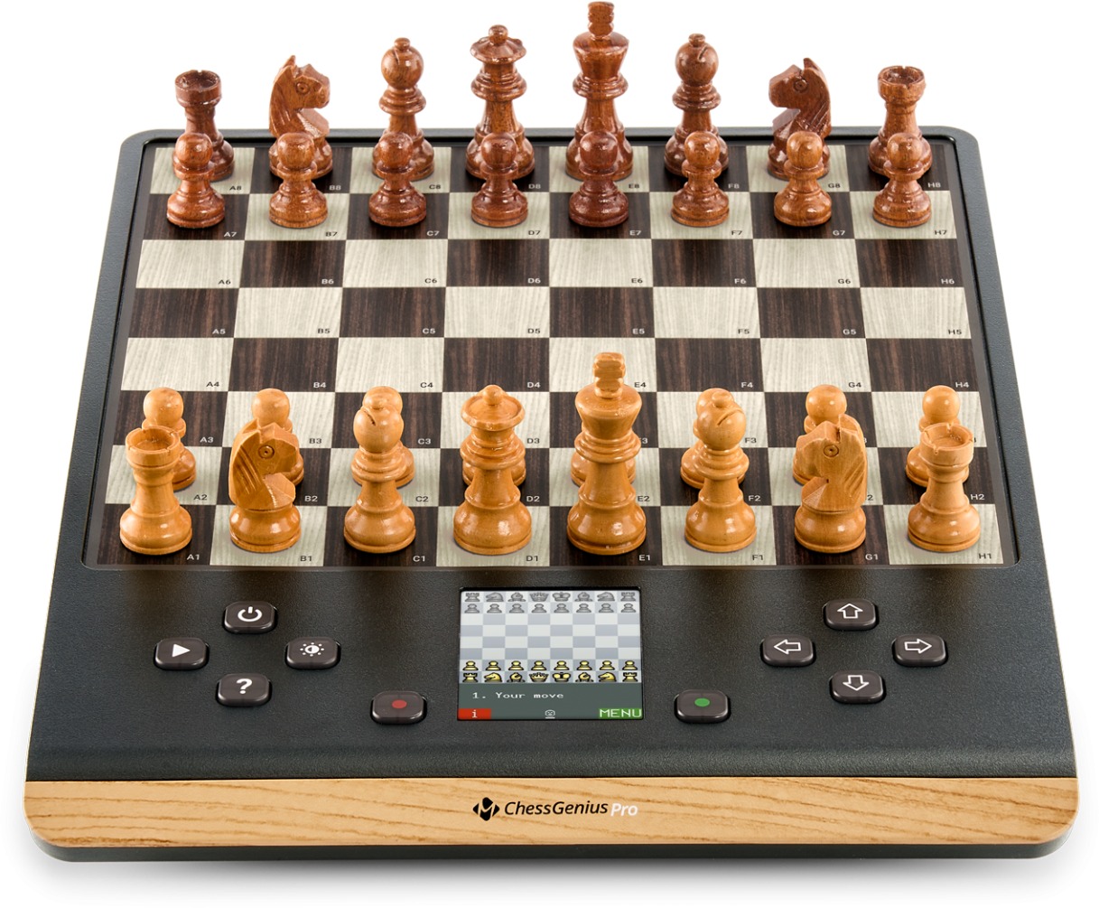 Millennium Chess M818 Pro Wood Edition – stolový elektronický šach