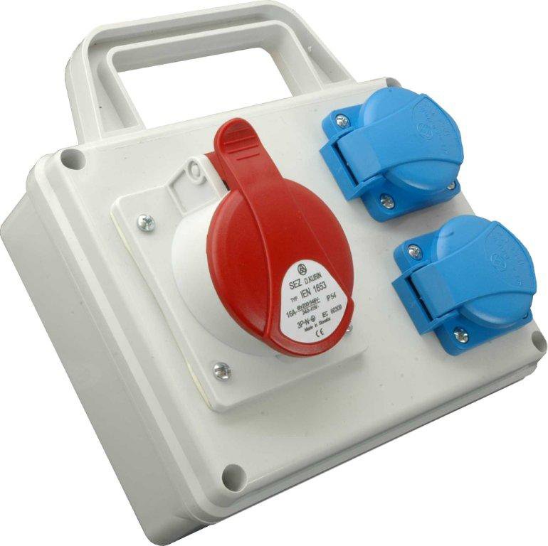 SEZ-CZ Minizásuvková rozvodnica Praktik, IP 54, 1× 1643, 2× 230 V s držiakom