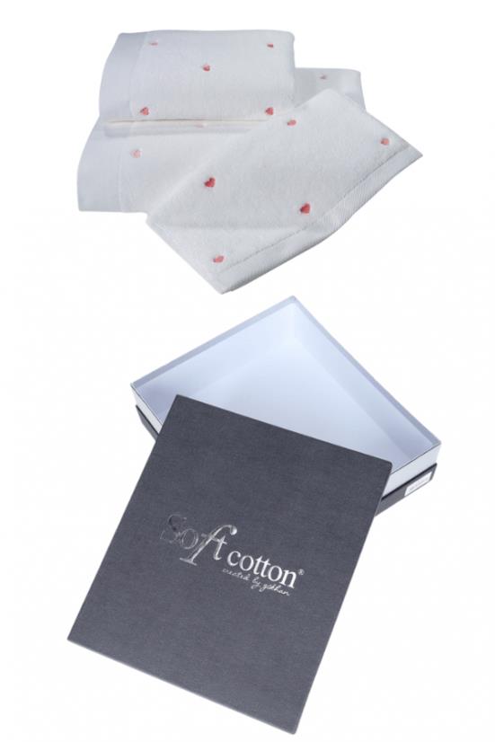 Soft Cotton – Darčekové balenie uterákov a osušky Micro Love, 3 ks, bielo-ružové srdiečka