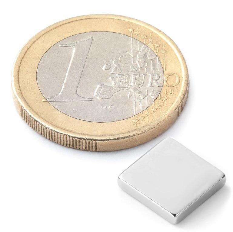 SOLLAU neodymový silný hranol 10 × 10 × 2 mm – balenie 10 ks