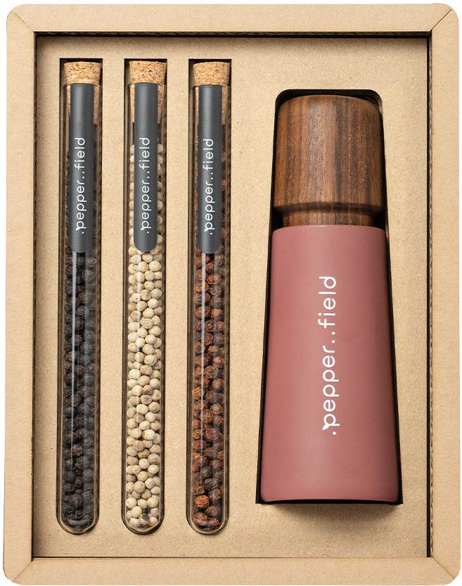 .pepper..field Bordeaux porcelánový mlynček so súpravou skúmaviek s Kampotským korením 3× 10 g