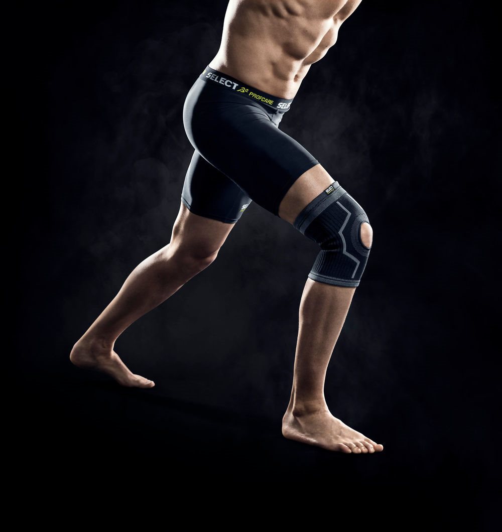 SELECT Elastic Knee support w/hole veľ. L