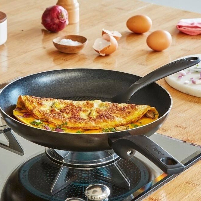 Tefal panvica 28 cm Simple Cook B5560653